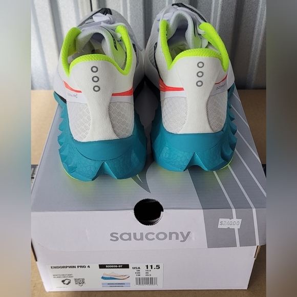 Saucony Endorphin Pro 4 running shoes in the "White/Mutant" colorway Men's 11.5 - Picture 2 of 5